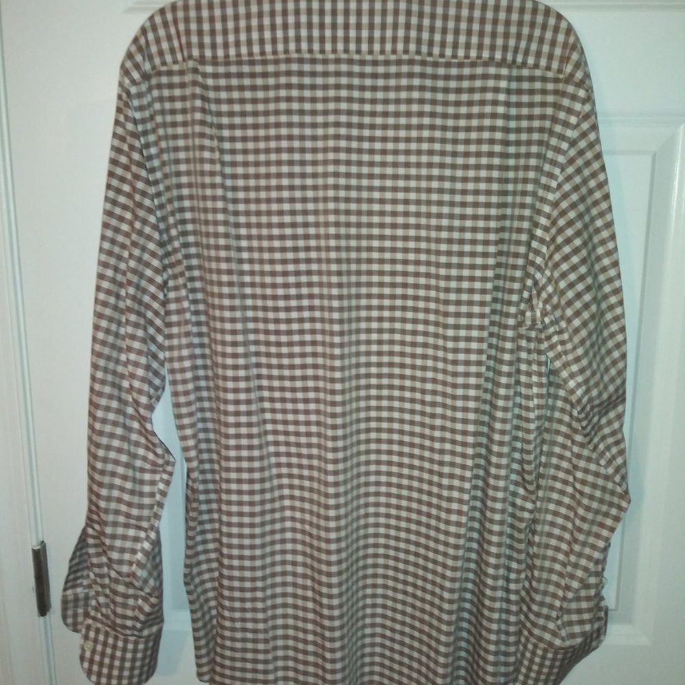 Ledbury: Men's Brown & White Gingham. Barrel cuffs, Neck: 17.5 Sleeve: 37 - Picture 5 of 6